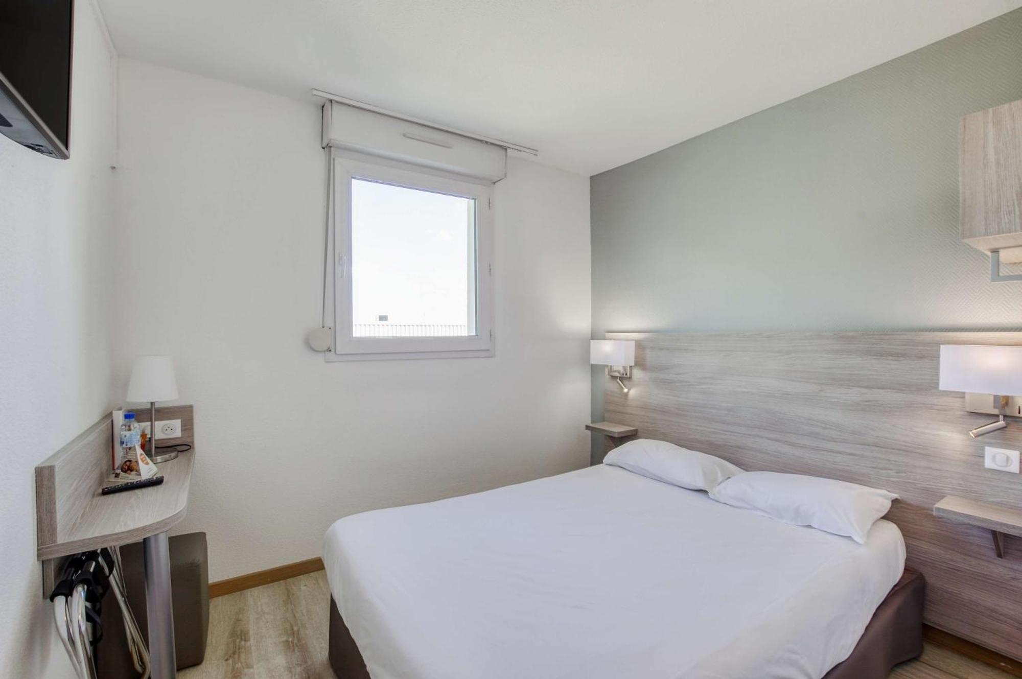 Brit Hotel Clermont-lʼHérault Екстериор снимка
